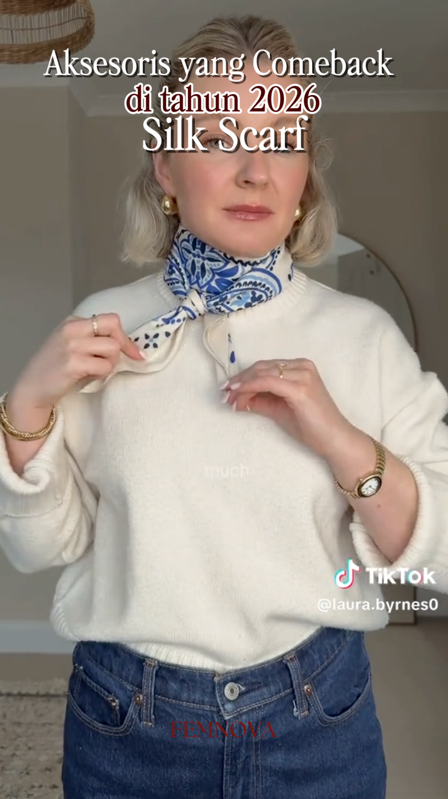 Femnova Fashion: Silk Scarf Comeback di 2026, Aksesori Timeless yang Wajib Dimiliki